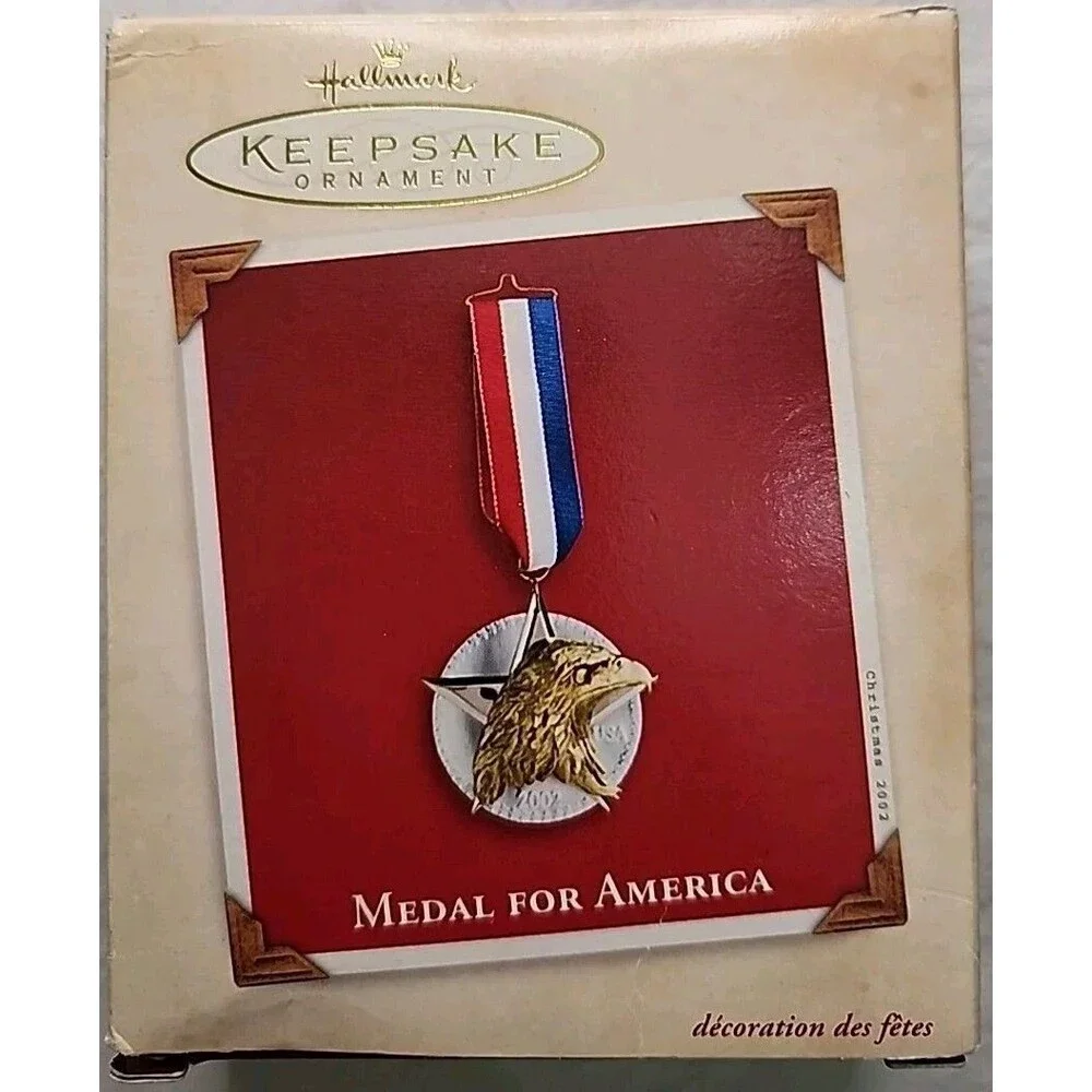 Hallmark Ornament 2002 Medal for America Bald Eagle